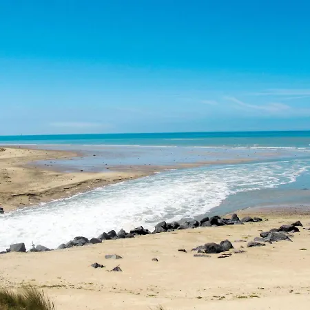 Les Cordylines By Interhome Anneville-sur-Mer